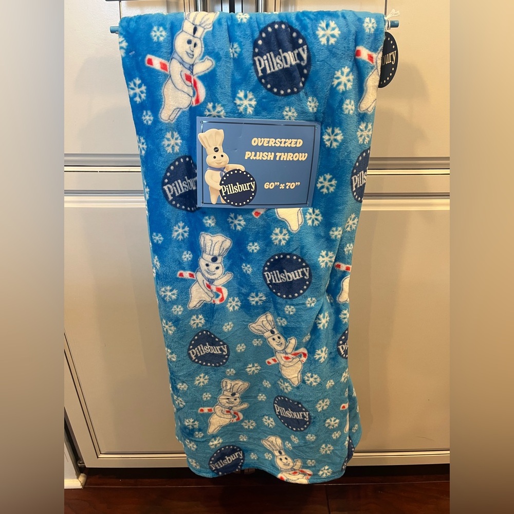 Pillsbury Candy Cane Holiday Christmas Throw/Blanket